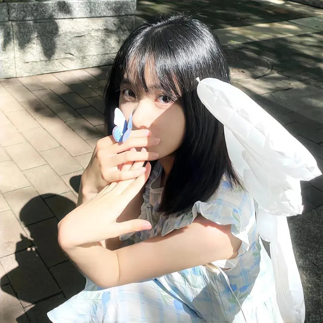 个资风暴:剑桥分析事件海报